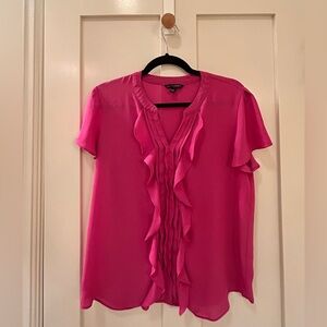BANANA REPUBLIC Fuchsia Pink Short Sleeve Ruffle Blouse Size Petite Medium.